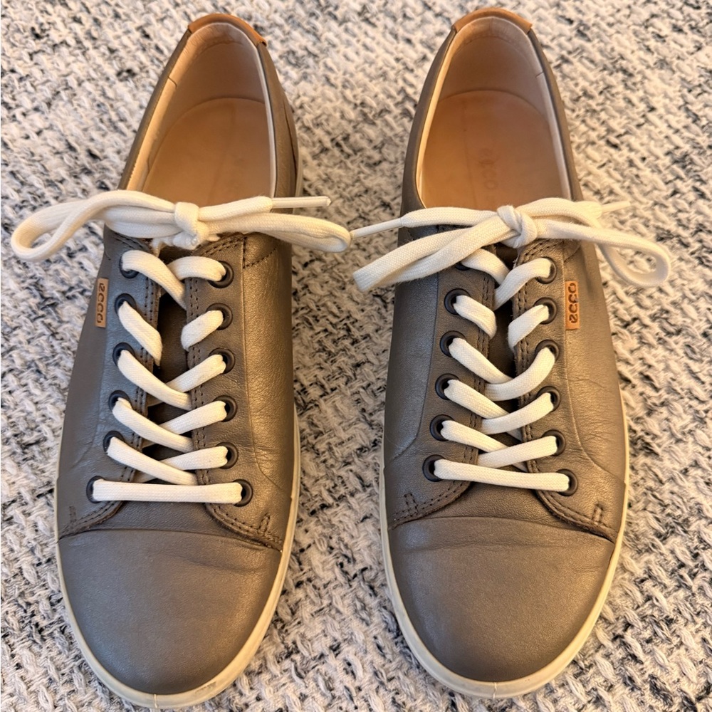 Ecco Scandinavian women’s soft sneakers